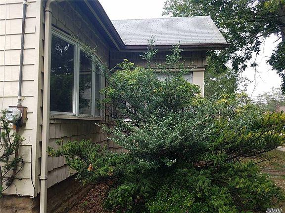 5th image of 1830 Harte St