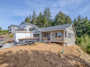 1367 SE 41st St, Lincoln City, OR