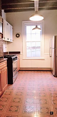 Rented by R New York | media 8