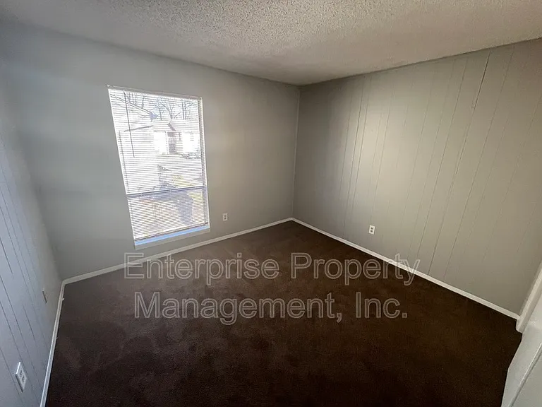 2827 Sonora Dr #2 — Photo 12