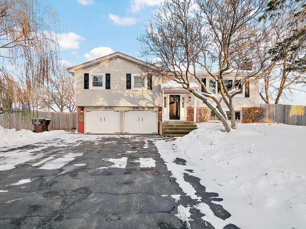 214 Somerset Ct, New Lenox, IL 60451