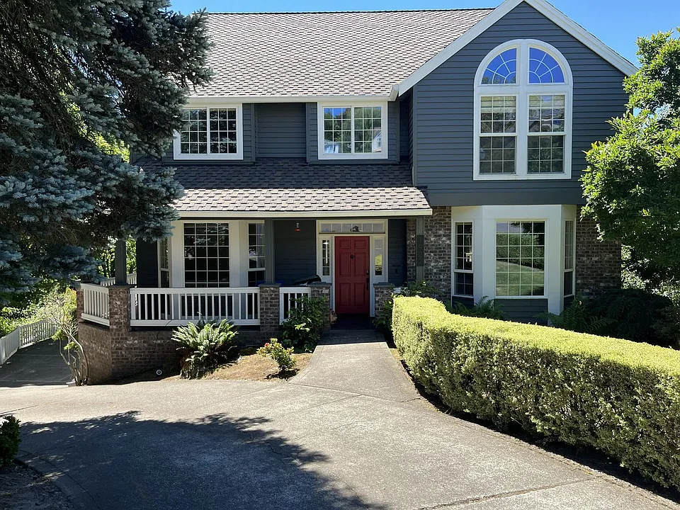 1922 NW New Hope Ct