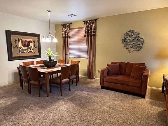 Formal Dining