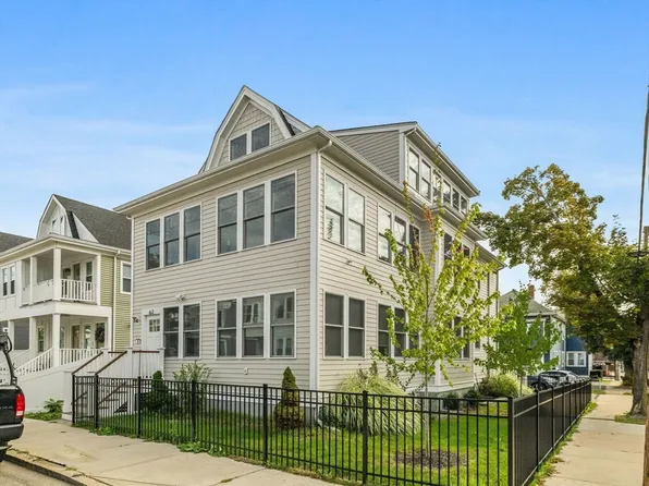 62 Governor Winthrop Rd #1, Somerville, MA 02145