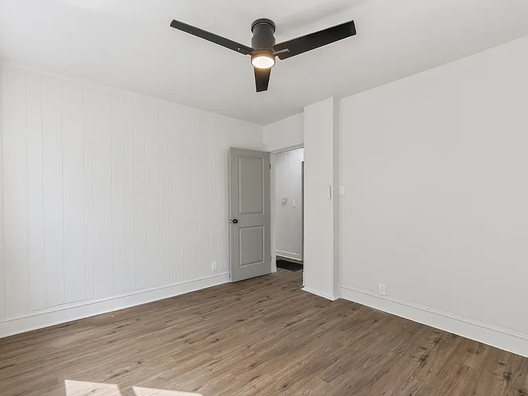 2711 Elmwood Ave — Photo 11