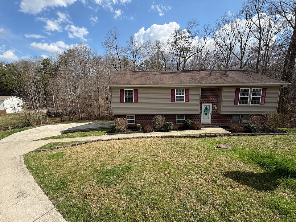 1st image of 235 Stony Brook Dr