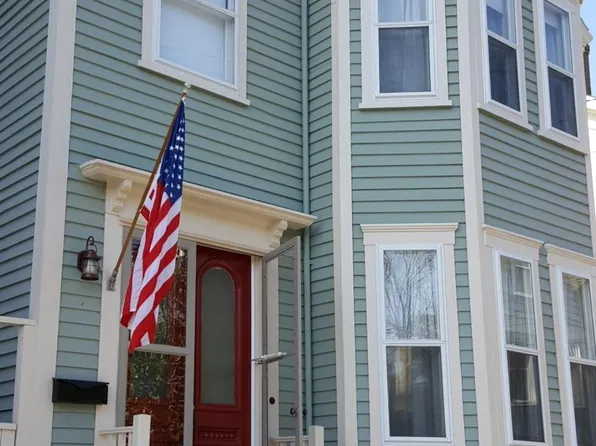 99 John St, Newport, RI 02840