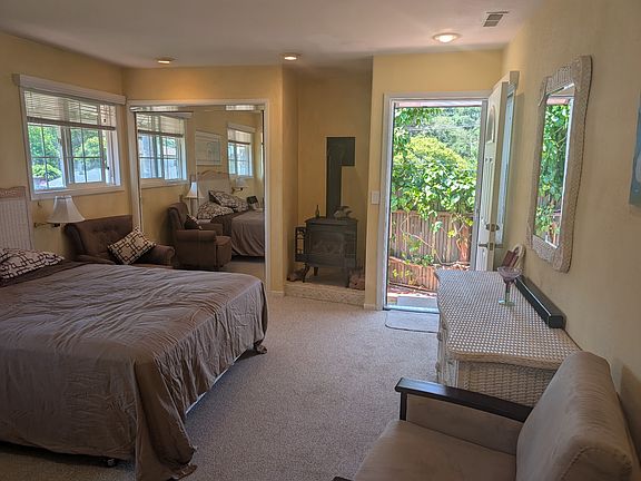 5th image of 17 Cambridge Hts #1