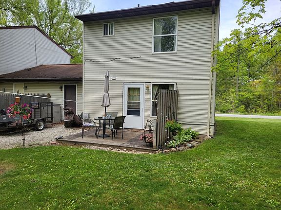 2nd image of 519/521 Straub Rd