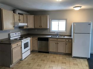 76 Depot St APT 3, Richmond, VT 05477