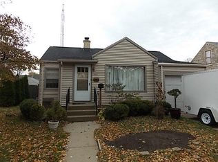 1004 Melvin Ave, Racine, WI 53402