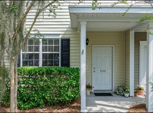 4542 Great Oak Dr, North Charleston, SC 29418