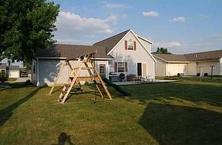 2nd image of 11 Bear Dr