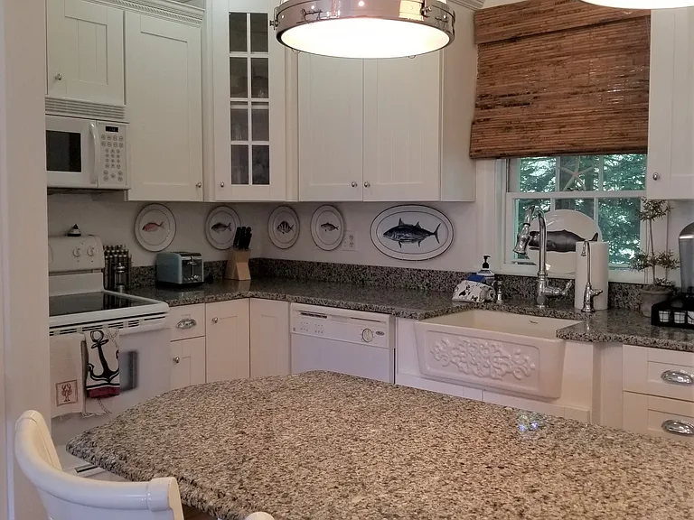 97 Narragansett Ave #C3 — Photo 6