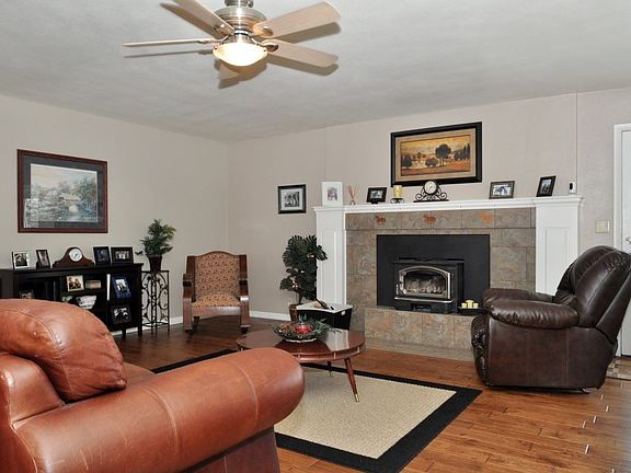 5th image of 1138 E 40th St S