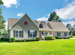 6084 Gallberry Farms Rd, Hope Mills, NC 28348