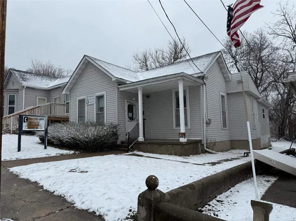 116 S Arch St, Hannibal, MO 63401