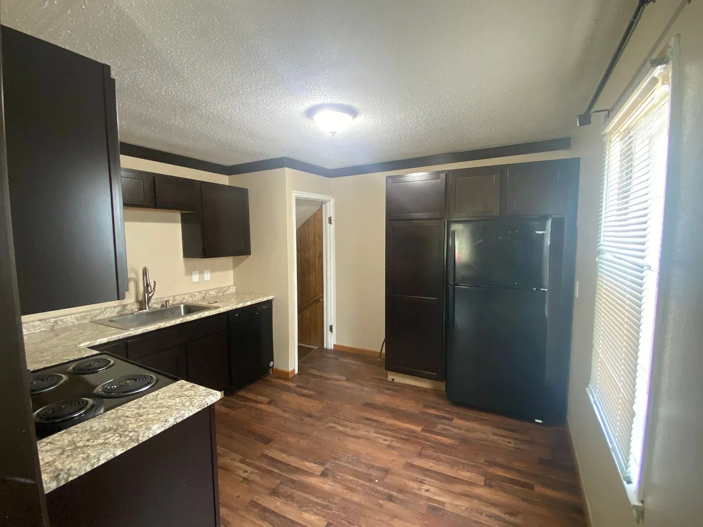4 bed, 1.5 bath Home Near NDSU! — Photo 3