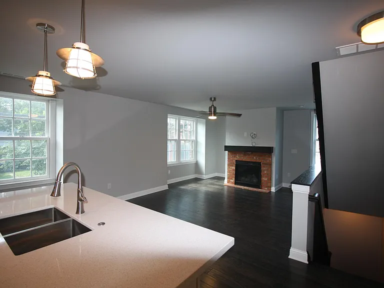 48 Aston Row Ln #B — Photo 6
