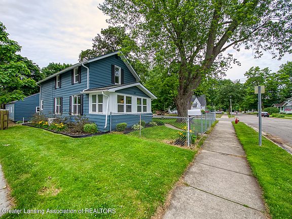 3rd image of 2421 Clifton Ave