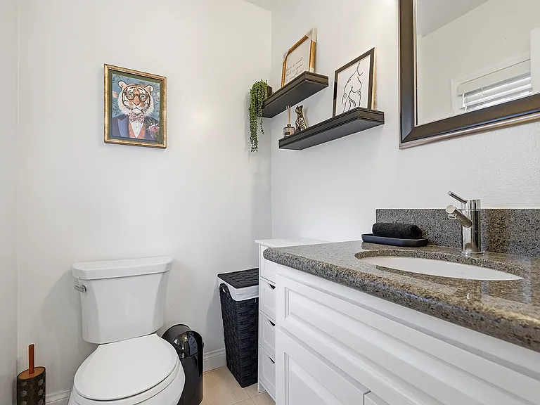 4136 Tilden Ave — Photo 29
