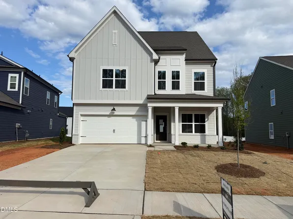 2105 Ken Dr #102, Fuquay Varina, NC 27526