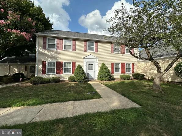 236 B Marblehead Ln #B, Monroe Township, NJ 08831