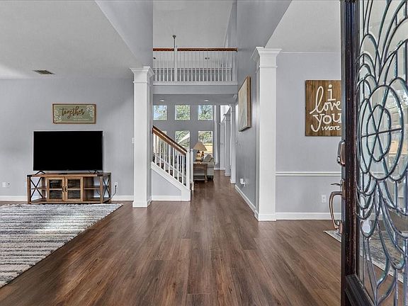 3rd image of 2376 Autumn Mist Ln