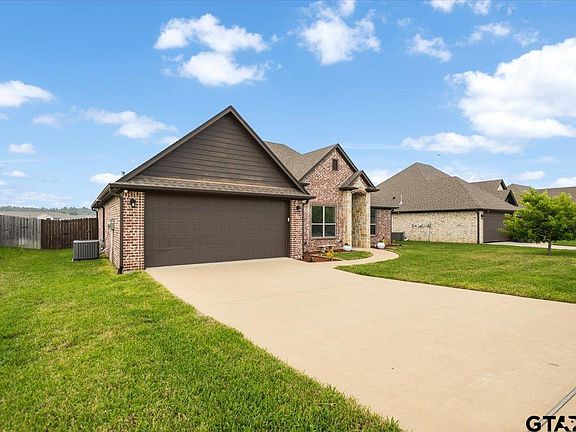 3rd image of 2009 Grassy Ridge Ln