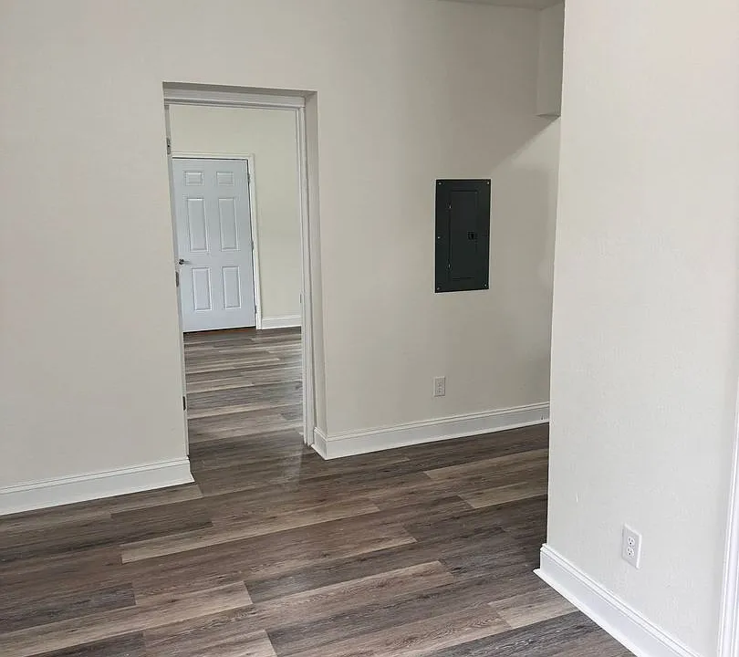 616 Bellaire Ave