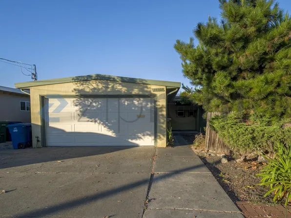 28368 Rochelle Ave, Hayward, CA 94544