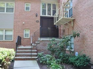 31 Upper Mountain Ave, Montclair, NJ 07042
