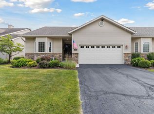 5963 Fox Basin Rd, Rockford, IL 61108