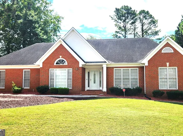 1622 Brentwood Xing SE, Conyers, GA 30013