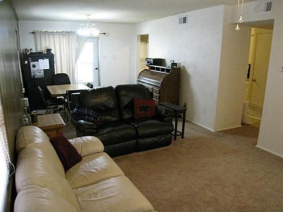 4th image of 2719 Syracuse Dr