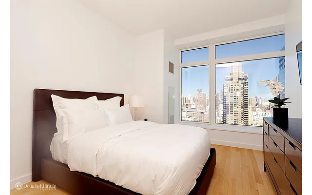 Rented by Douglas Elliman | media 65