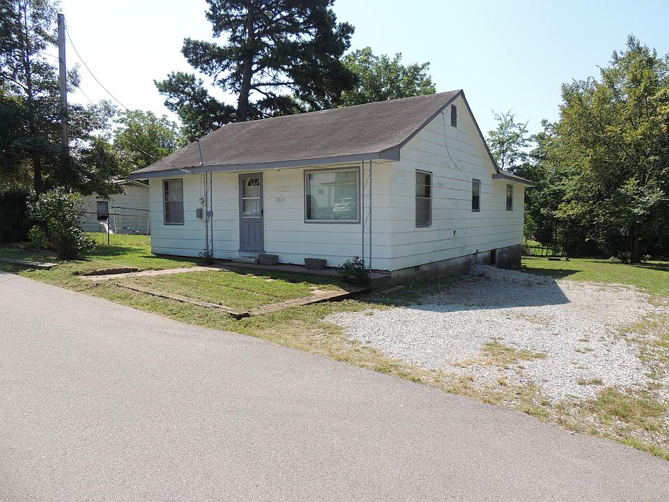 1st image of 2005 Tyler St
