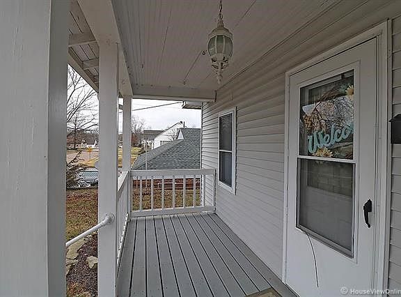 4th image of 1038 N Middle St