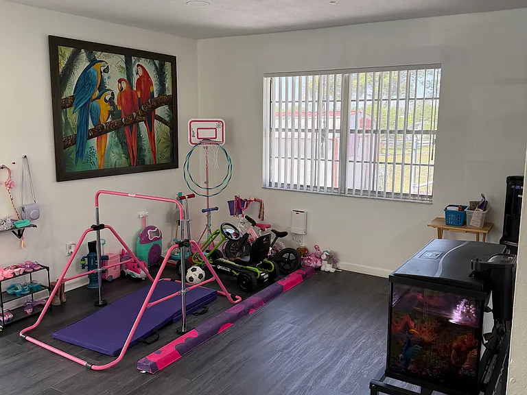 6482 Fairlawn St — Photo 18