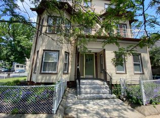 27 Howe St #6, Somerville, MA 02145