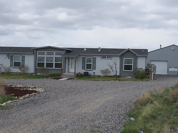 2nd image of 3530 Carson Dr