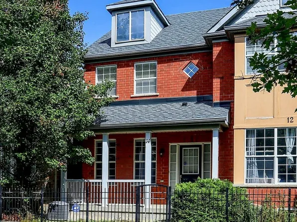 14 Milroy Ln, Markham, ON L6B 1B5