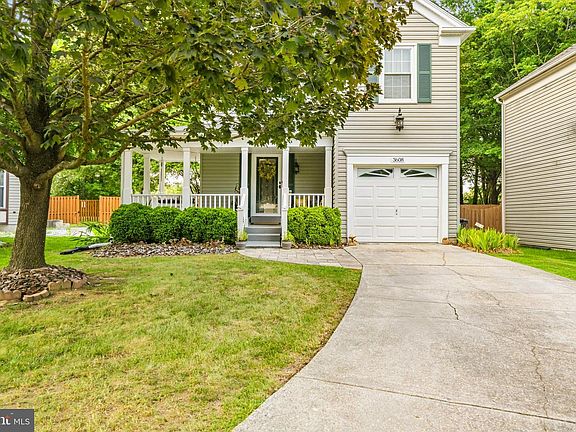 3rd image of 3608 Edmond Way
