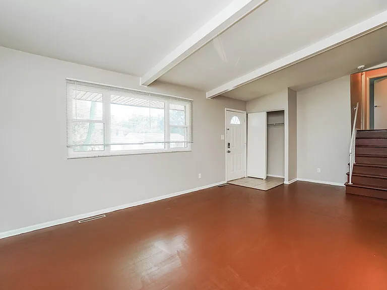 1399 Fullen Rd — Photo 7