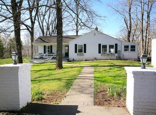 832 Reas Ford Rd, Earlysville, VA 22936