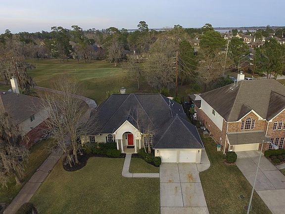4th image of 8623 Sports Haven Dr