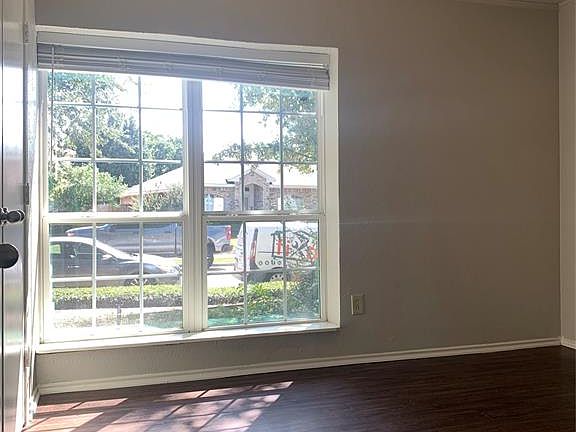 5th image of 7607 Harbor Dr