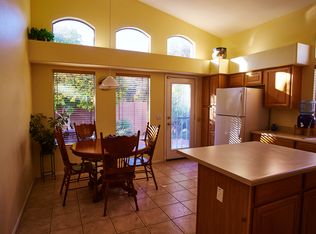 733 E Saddle Dr, Chandler, AZ 85225