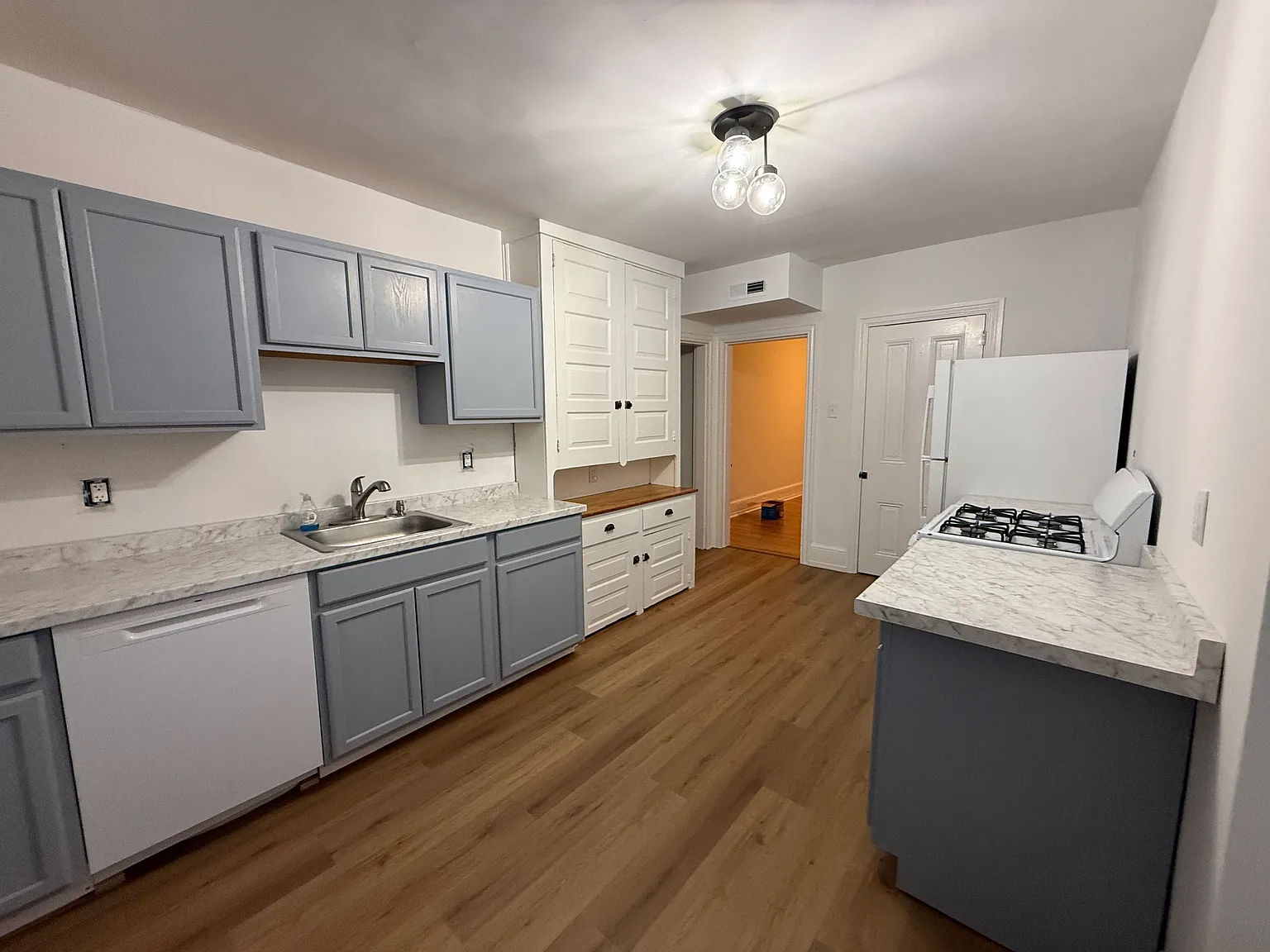 925 Susquehanna Rd — Photo 4