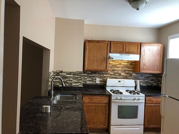 2nd image of 6340 S Claremont Ave